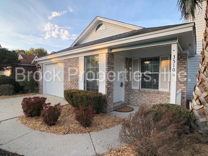 3510 Silvertree Ln - Photo 3 of 35