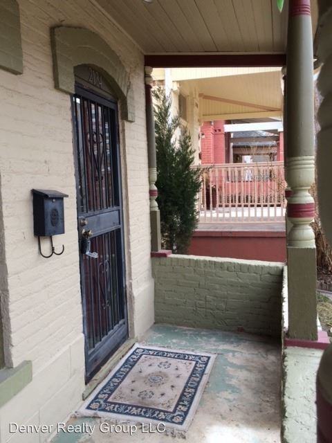 2134-2136 N Lafayette St - Photo 3 of 15