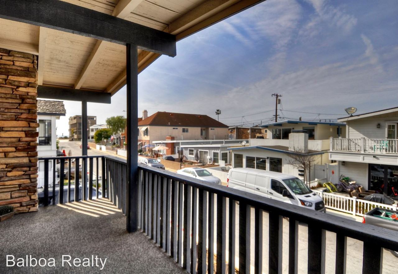 126 44th Street - Photo 3 of 19