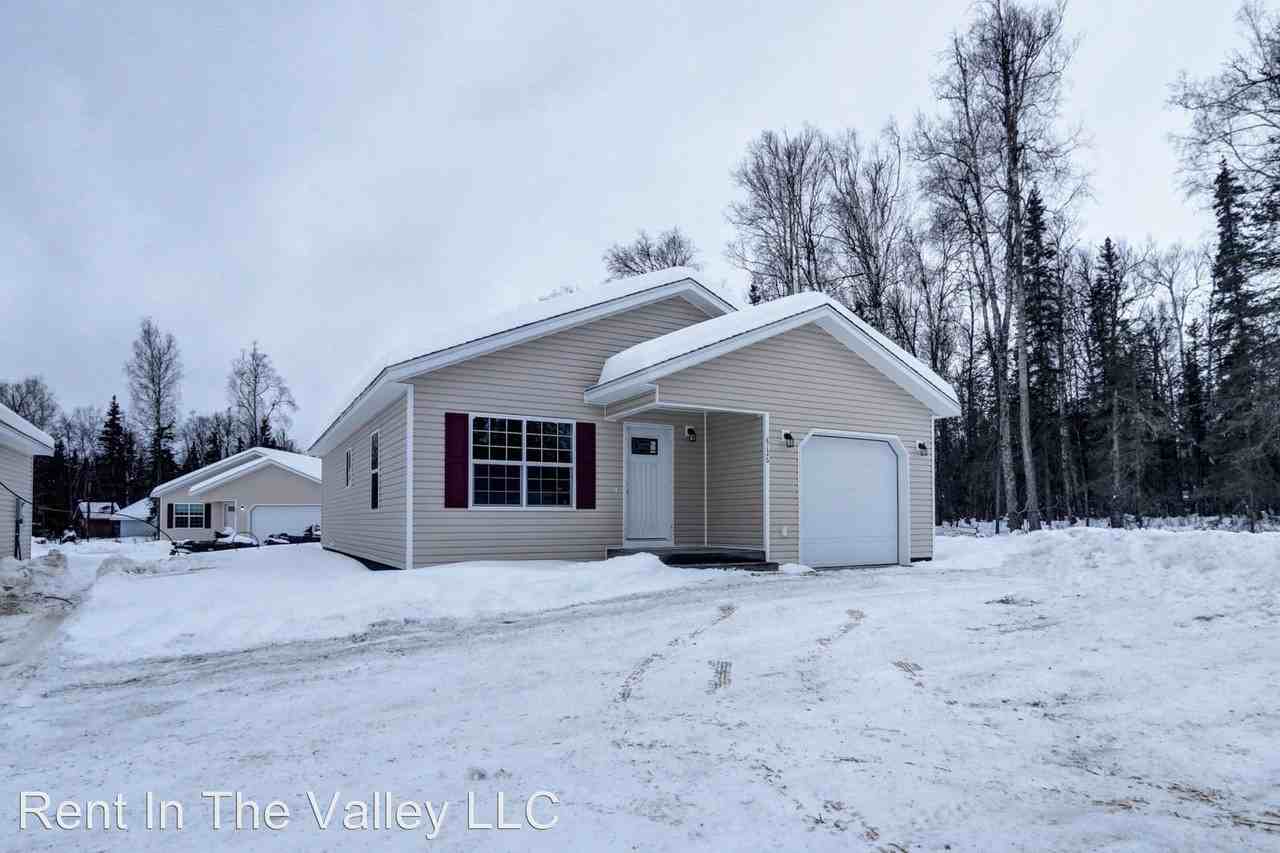 E. Snowy Pass Cir. - Photo 2 of 40