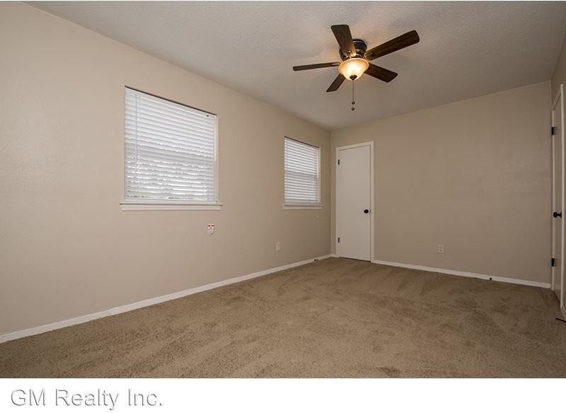 1742 E Holmes Rd - Photo 3 of 10