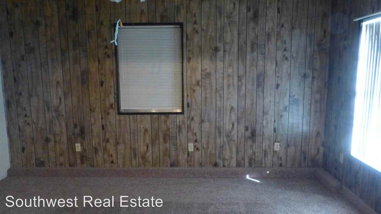 812 Anderson St - Photo 3 of 15