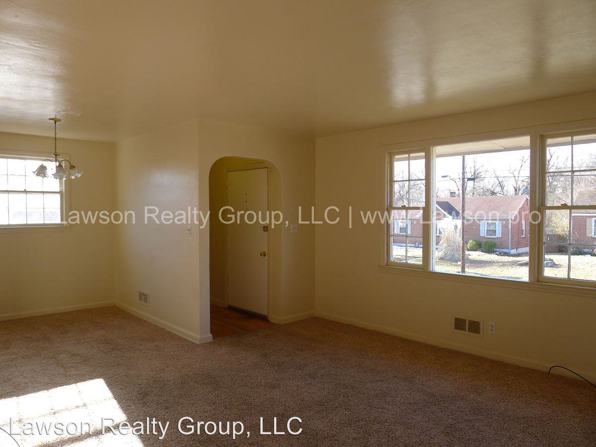 1041 Greenhurst Ave NW - Photo 2 of 14