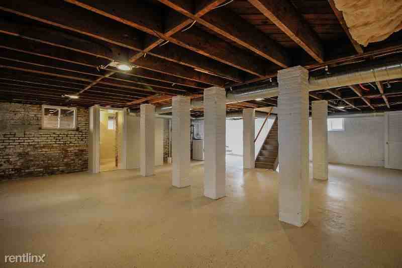 31-33 Myrtle Ave - Photo 3 of 44