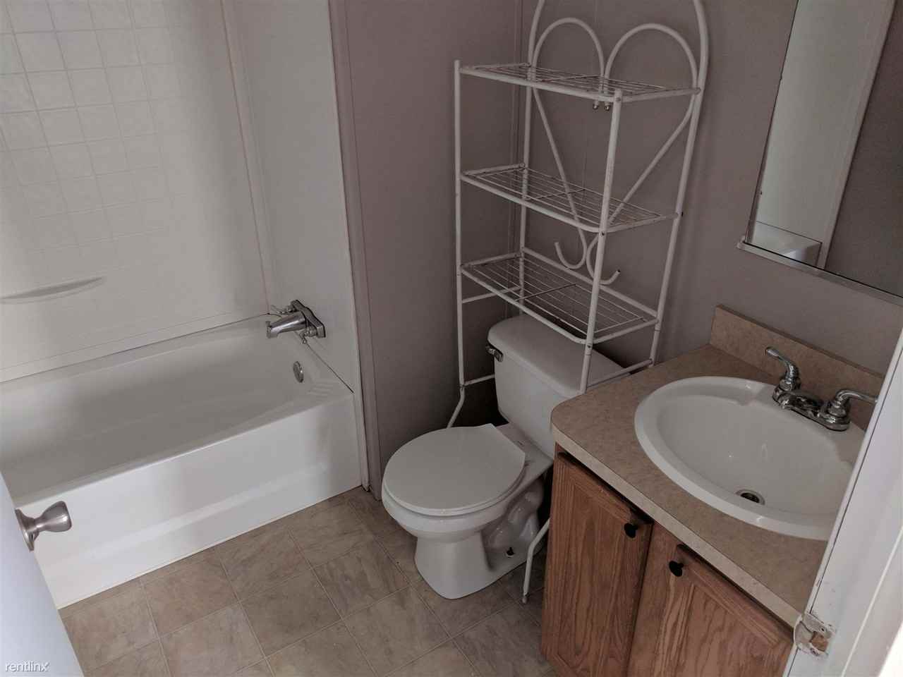 Veterans Memorial Dr & S 28th St - Photo 2 of 3