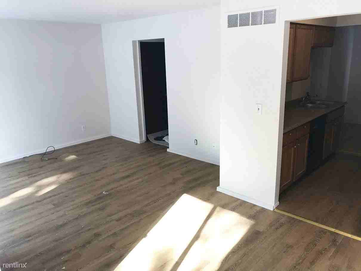 1967 Lac Du Mont Dr - Photo 3 of 6