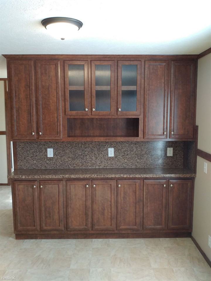 7 Berry Ln - Photo 3 of 13