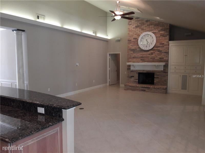 8731 S Bay Dr - Photo 2 of 16