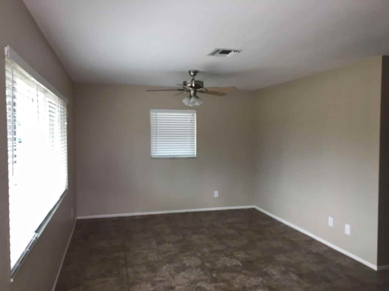 18689 Miami Blvd - Photo 3 of 16