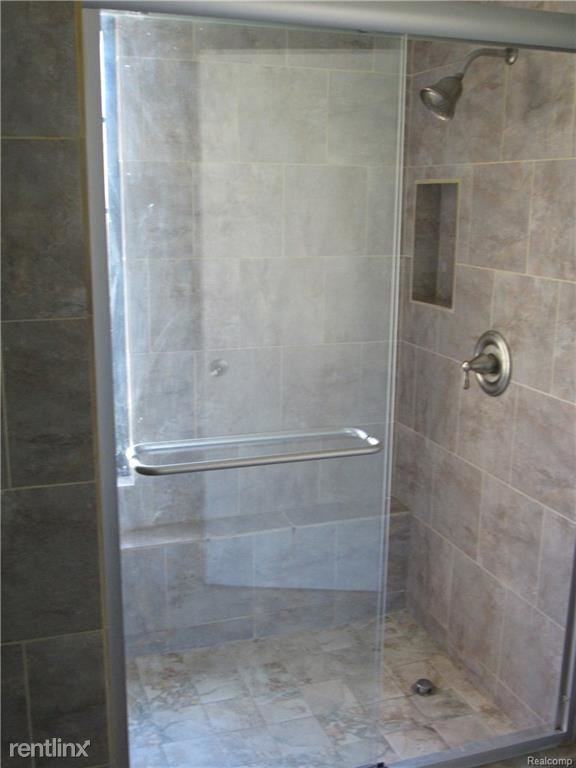 6002 Pebble Ln Ct - Photo 3 of 4