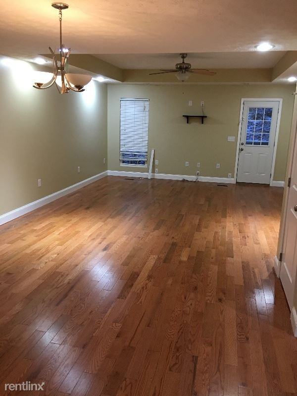 15 Whistle Stop Lane - Photo 2 of 11