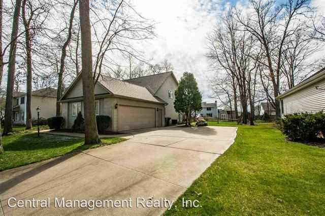 52157 Wood Haven Dr - Photo 3 of 33