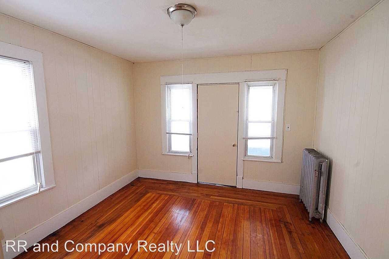 76 Pasadena St - Photo 3 of 6