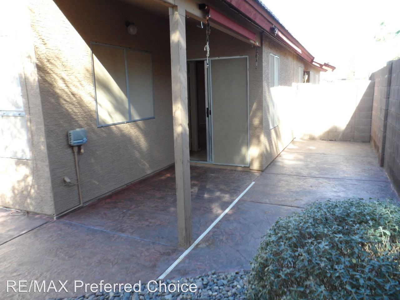 11008 N 59th Ln - Photo 2 of 4