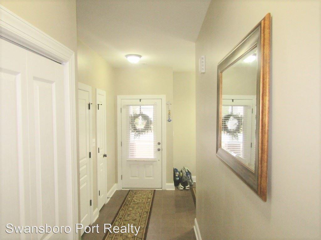 202 Low Country Ln - Photo 2 of 10