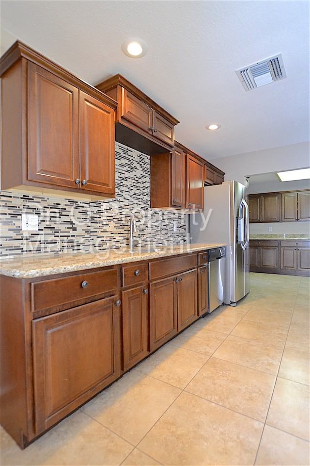 1854 E Yale Dr - Photo 2 of 30