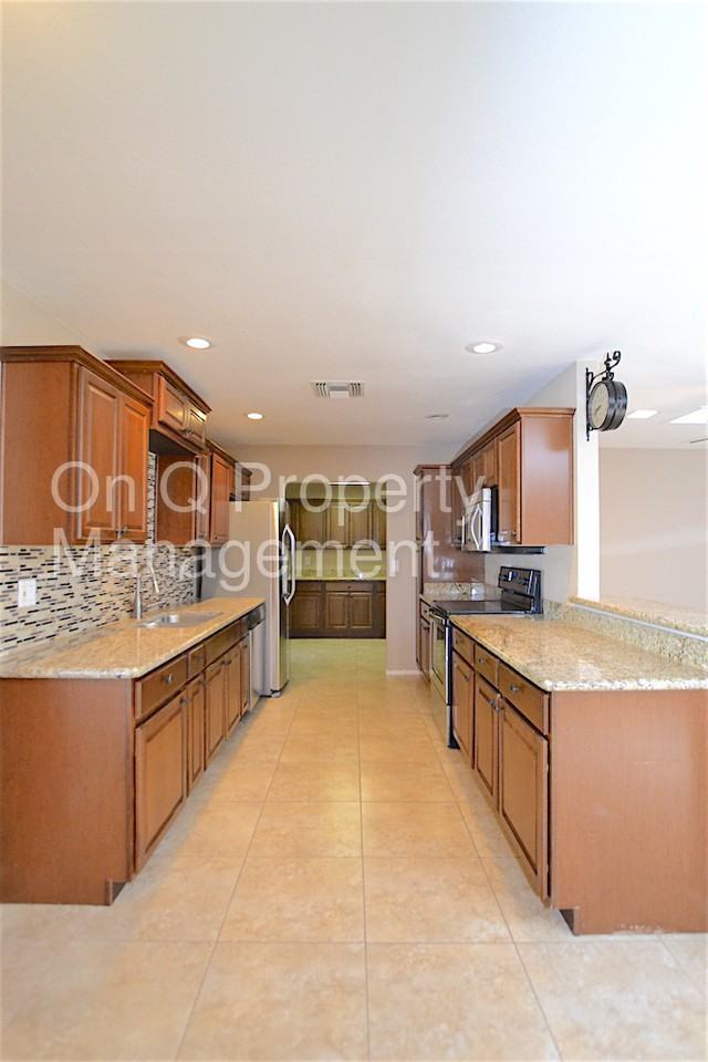 1854 E Yale Dr - Photo 3 of 30