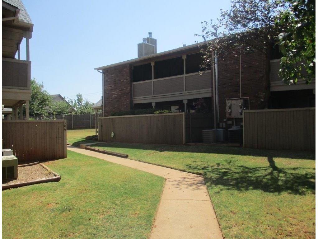 Spring Hollow Condominiums - Photo 2 of 15