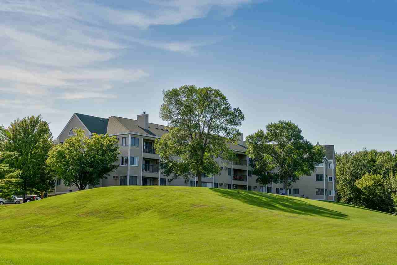 Southview Gables - Photo 2 of 25