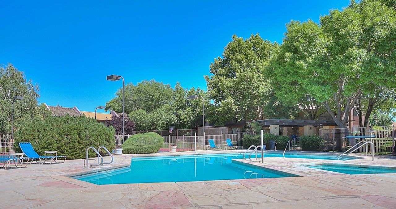 Eagle Point - Photo 2 of 14