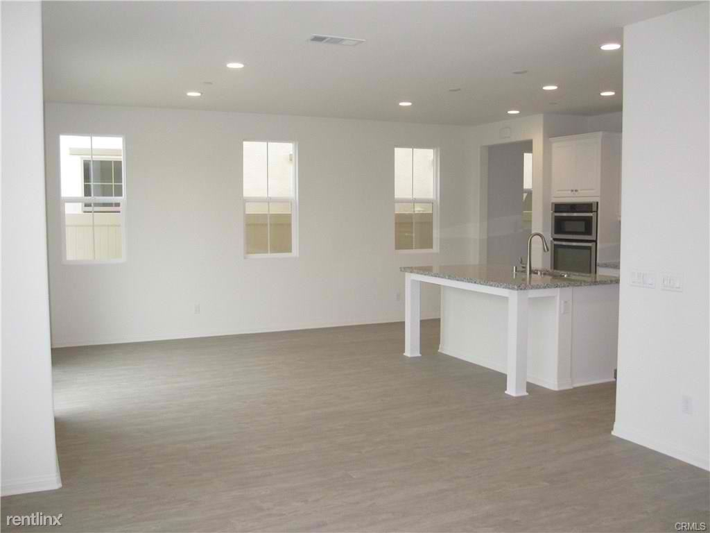 510 Escenico - Photo 2 of 28