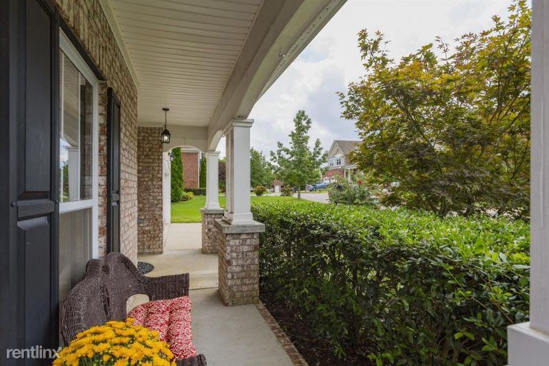 7712 Riverview Bend Dr - Photo 2 of 24