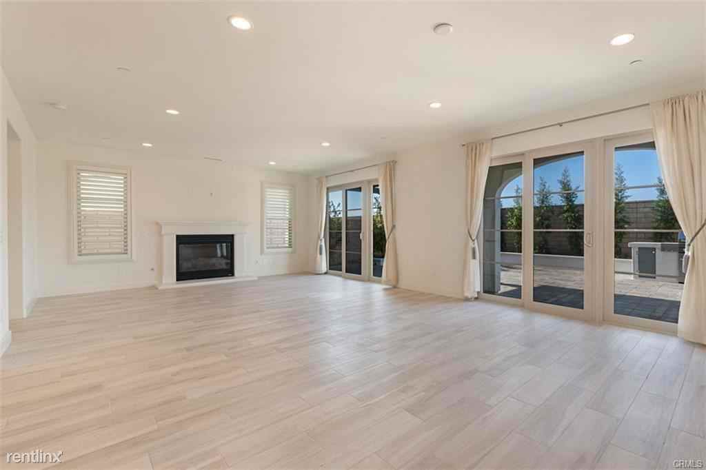 117 Avenida Murcia - Photo 2 of 12