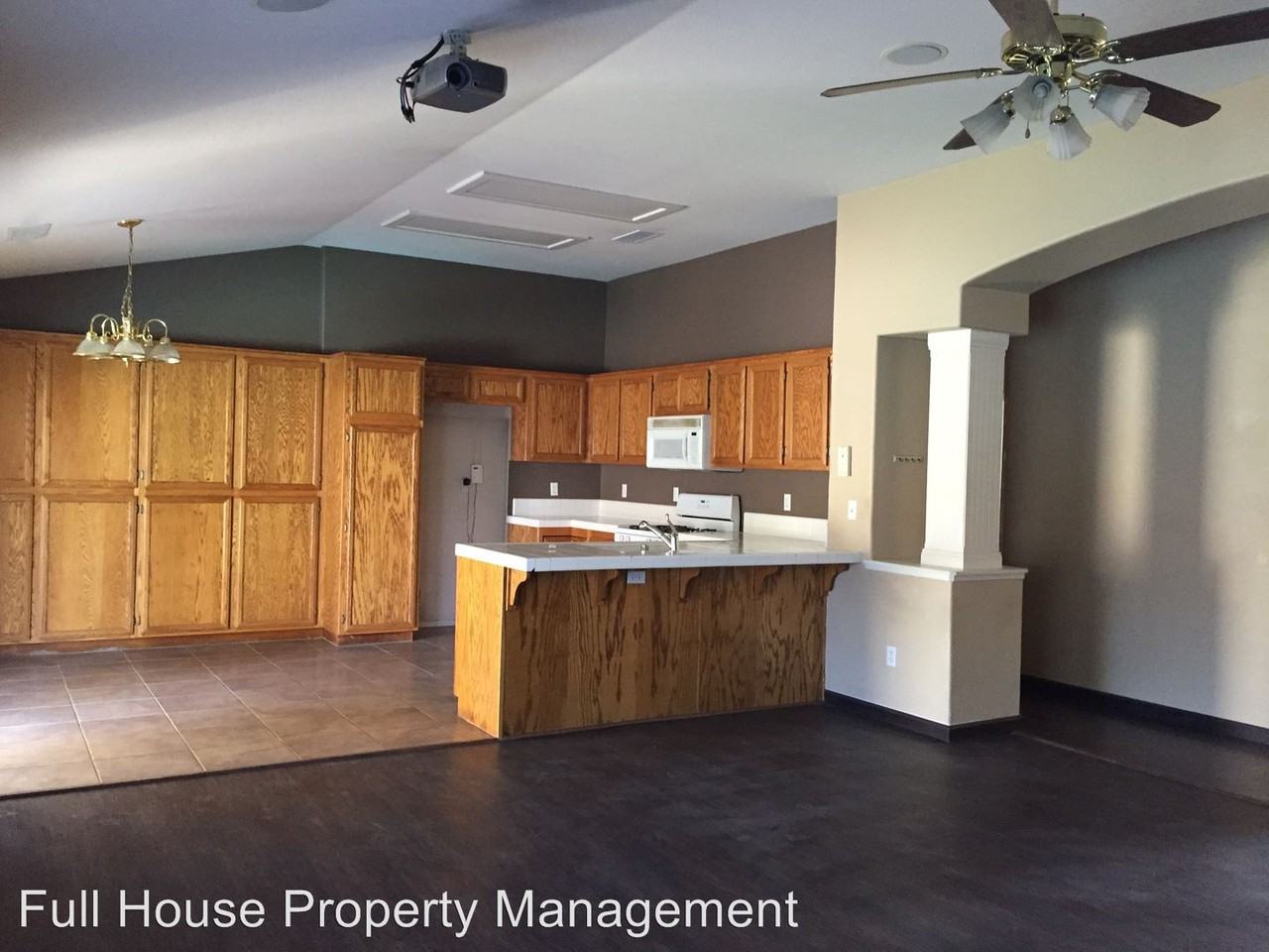 1882 W Cheryll Ave - Photo 3 of 14