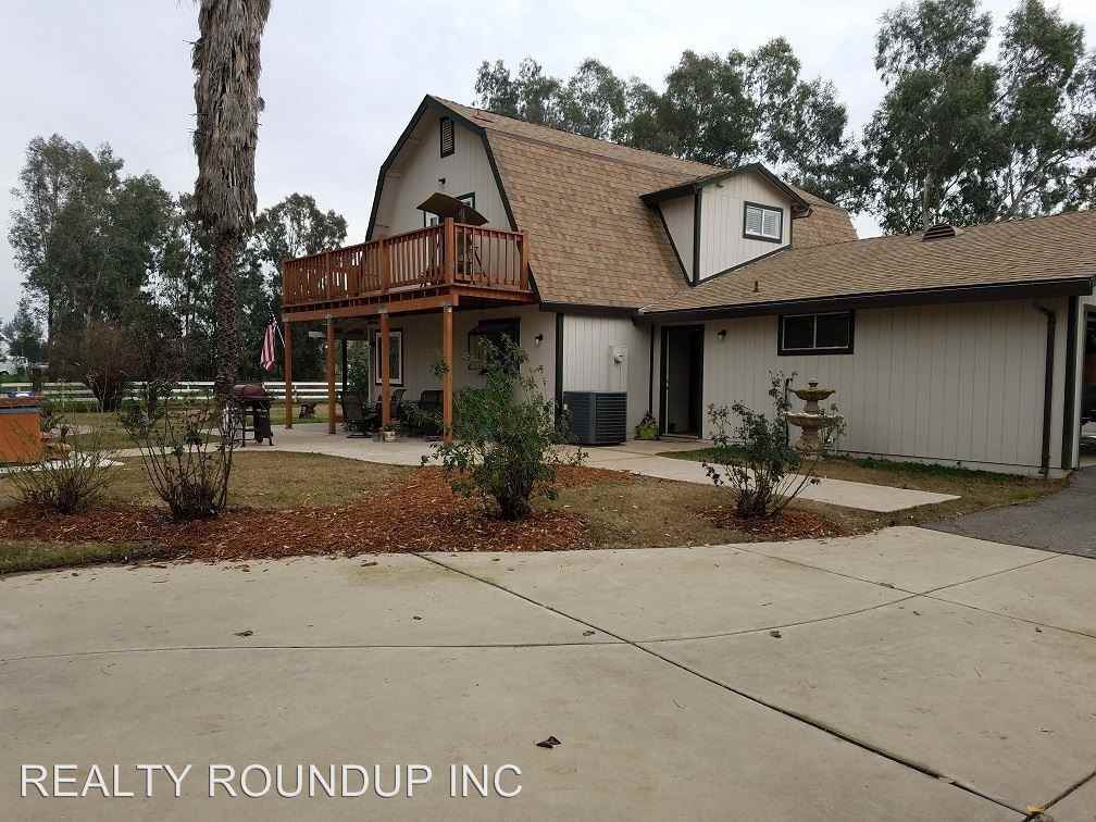 12231 Arno Rd - Photo 2 of 12