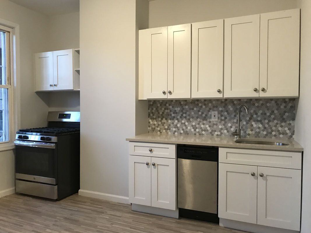 21-66 31st Street - Photo 2 of 8