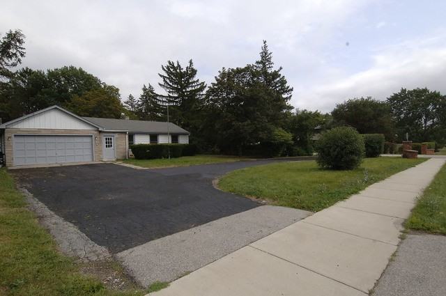 1527 Sanders Rd - Photo 2 of 12