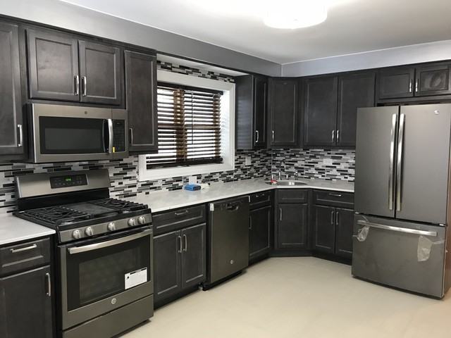 5029 S Artesian Ave - Photo 3 of 14