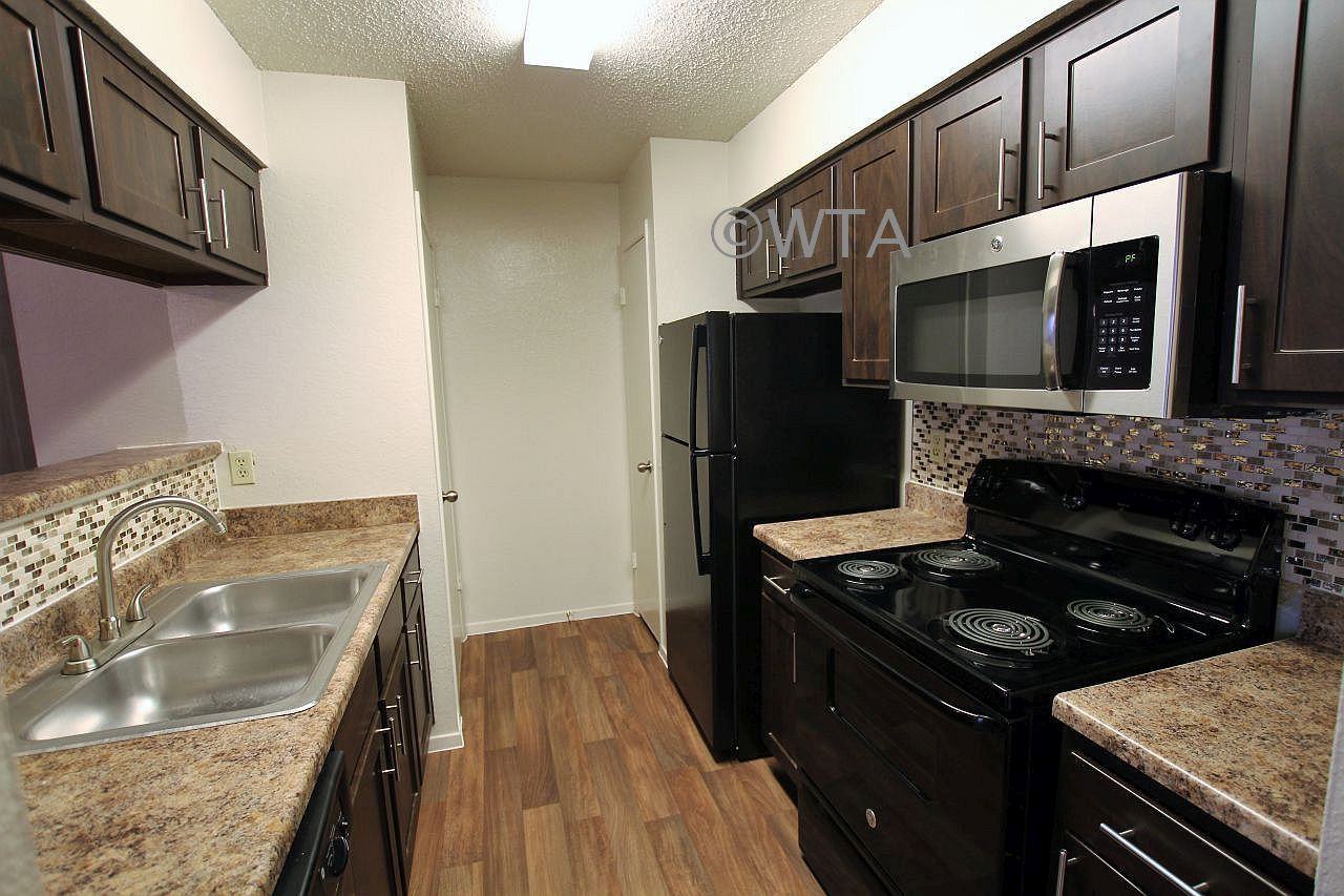 Awesome 2 Bedroom W & D Included UNDER $1000 #1290 ...