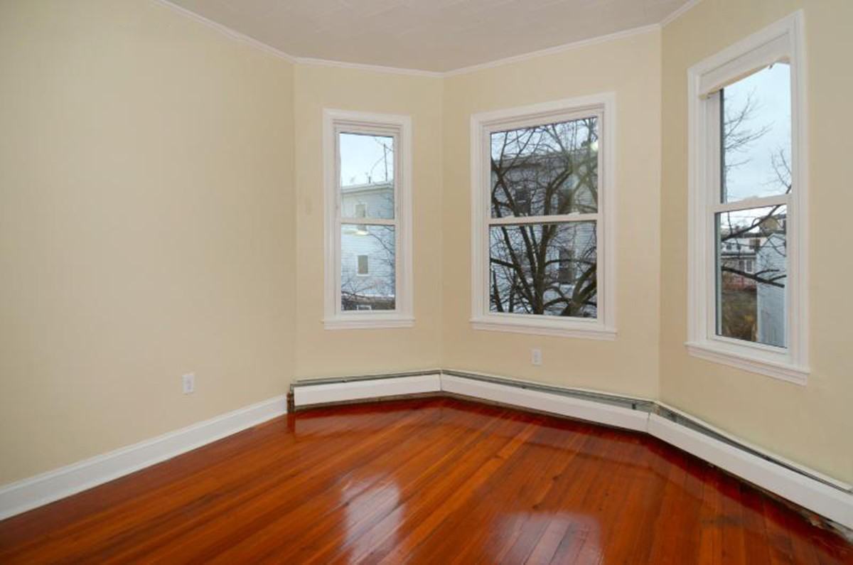 284 Sumner Street #3 - Photo 3 of 3