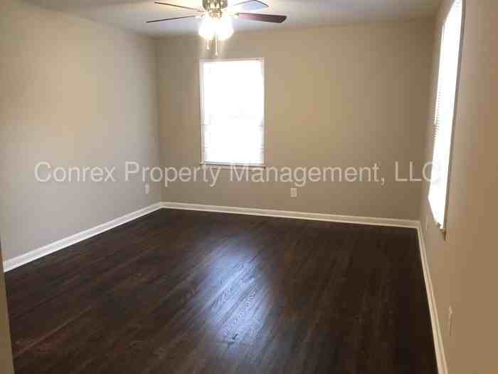 3417 Darlene Cir NW - Photo 2 of 13