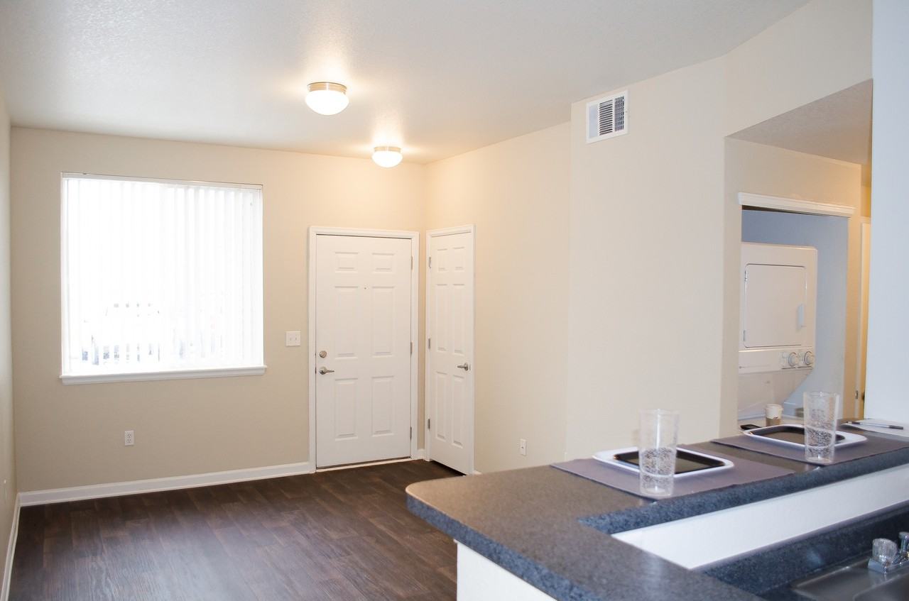 The Berkeley at Regis - Photo 3 of 19