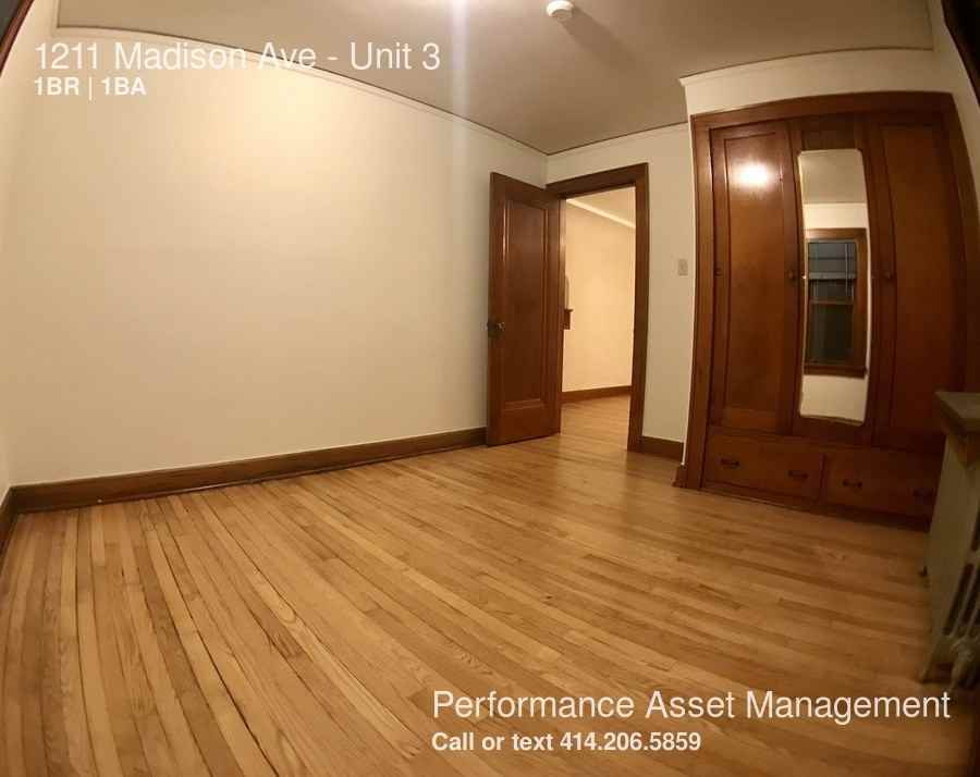 1211 Madison Ave #3 - Photo 3 of 5