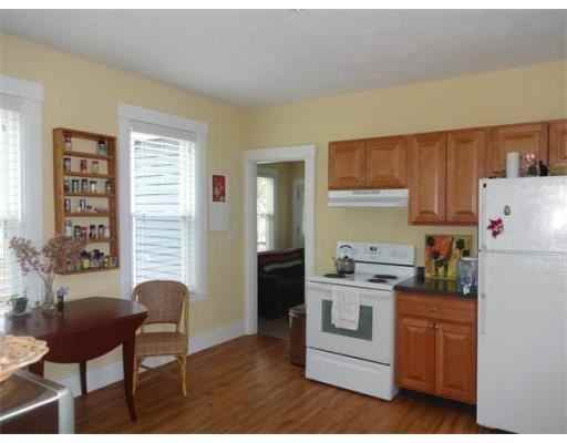 65 Houghton St #1 - Photo 3 of 10