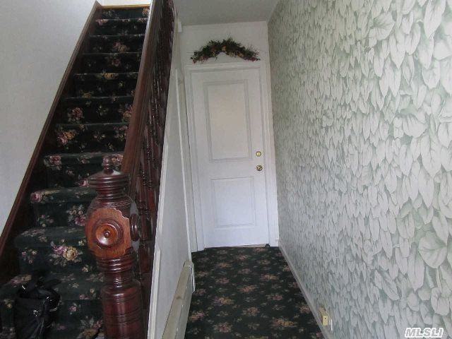 17 Scudder Pl - Photo 2 of 14