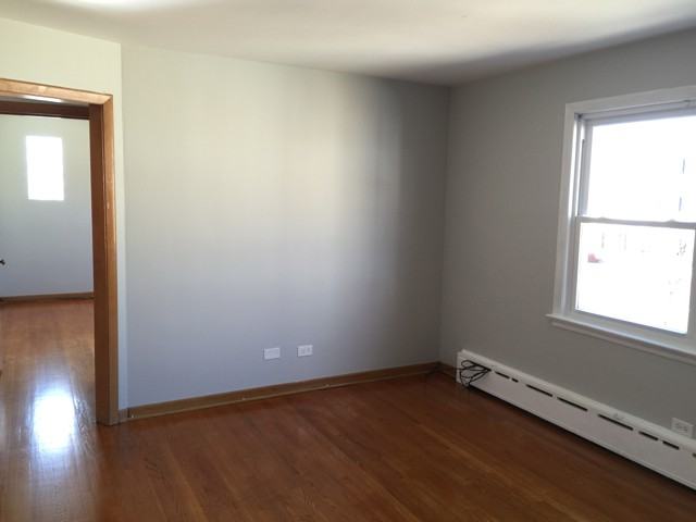 6631 N Northwest Hwy #2 - Photo 3 of 9