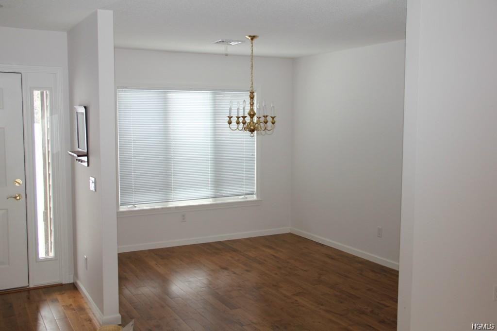 400 Heritage Hills #b - Photo 2 of 21