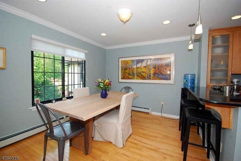 12H Sentinel Ct - Photo 3 of 18