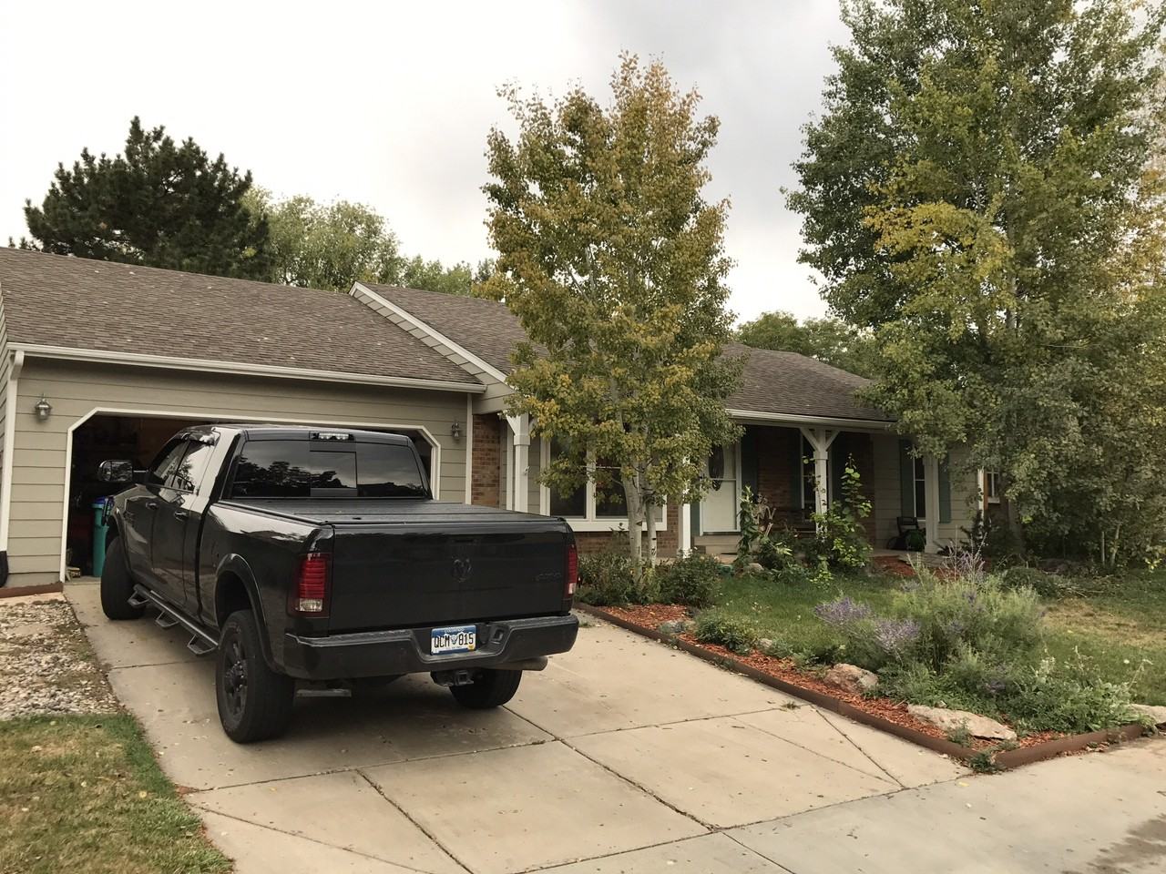 3360 Gunnison Drive - Photo 3 of 12