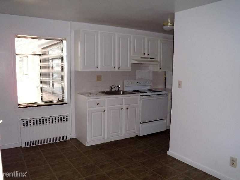 276 Massachusetts Ave - Photo 2 of 5