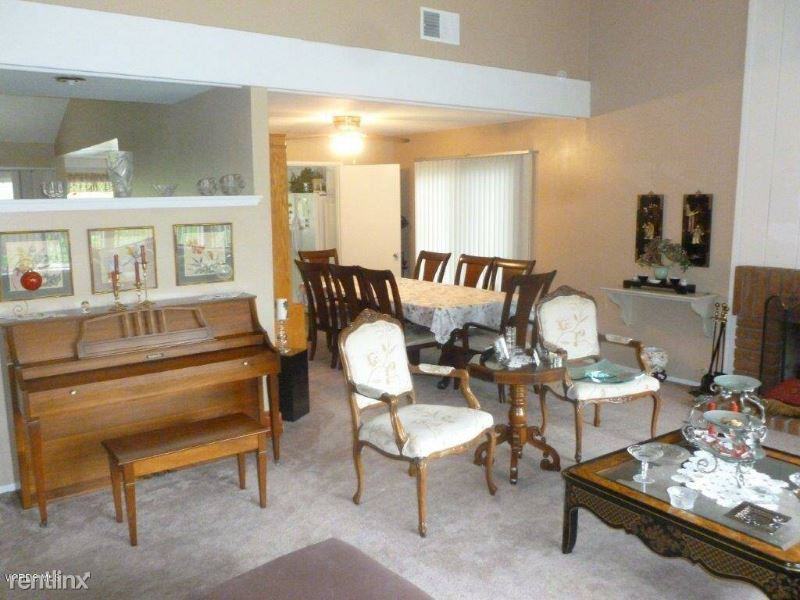 28624 Eagleton St - Photo 2 of 14