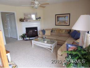 3811 Sterling Pointe Dr - Photo 2 of 4