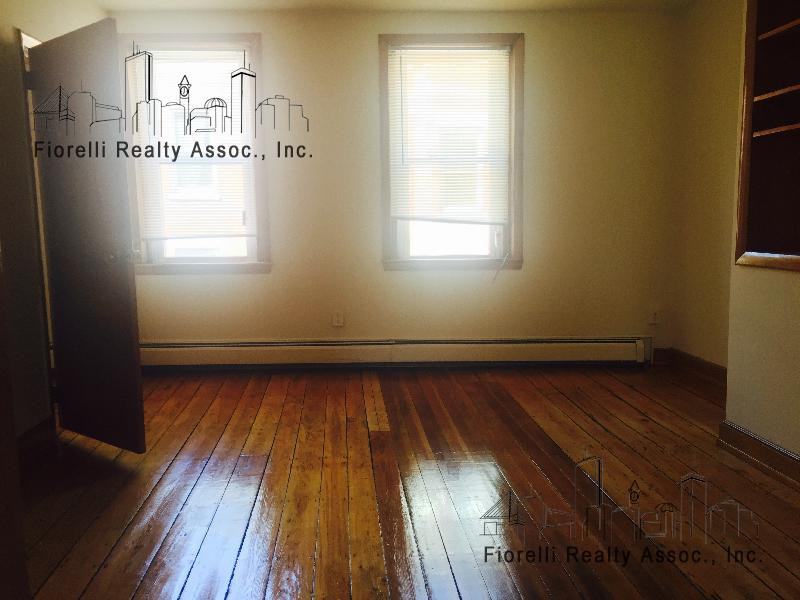 6 Sheafe Street - Photo 3 of 10