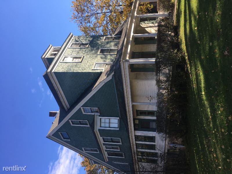 43 N Walworth Ave - Photo 2 of 16