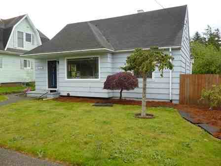 1421 Myrtle St - Photo 2 of 9