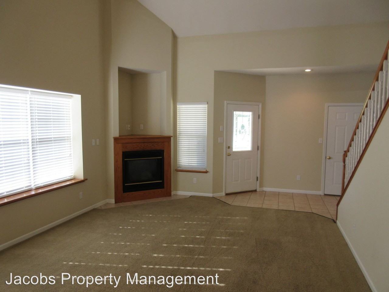 3254 Wind River Cir - Photo 2 of 13